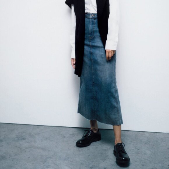 NWT Zara Stretch Denim Raw Hem Denim Pencil Maxi Skirt Size S - Picture 5 of 10